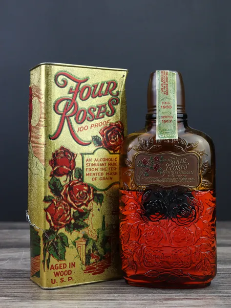 Four Roses 16 Year Whiskey Prohibition Bottle (1933, 1 Pint