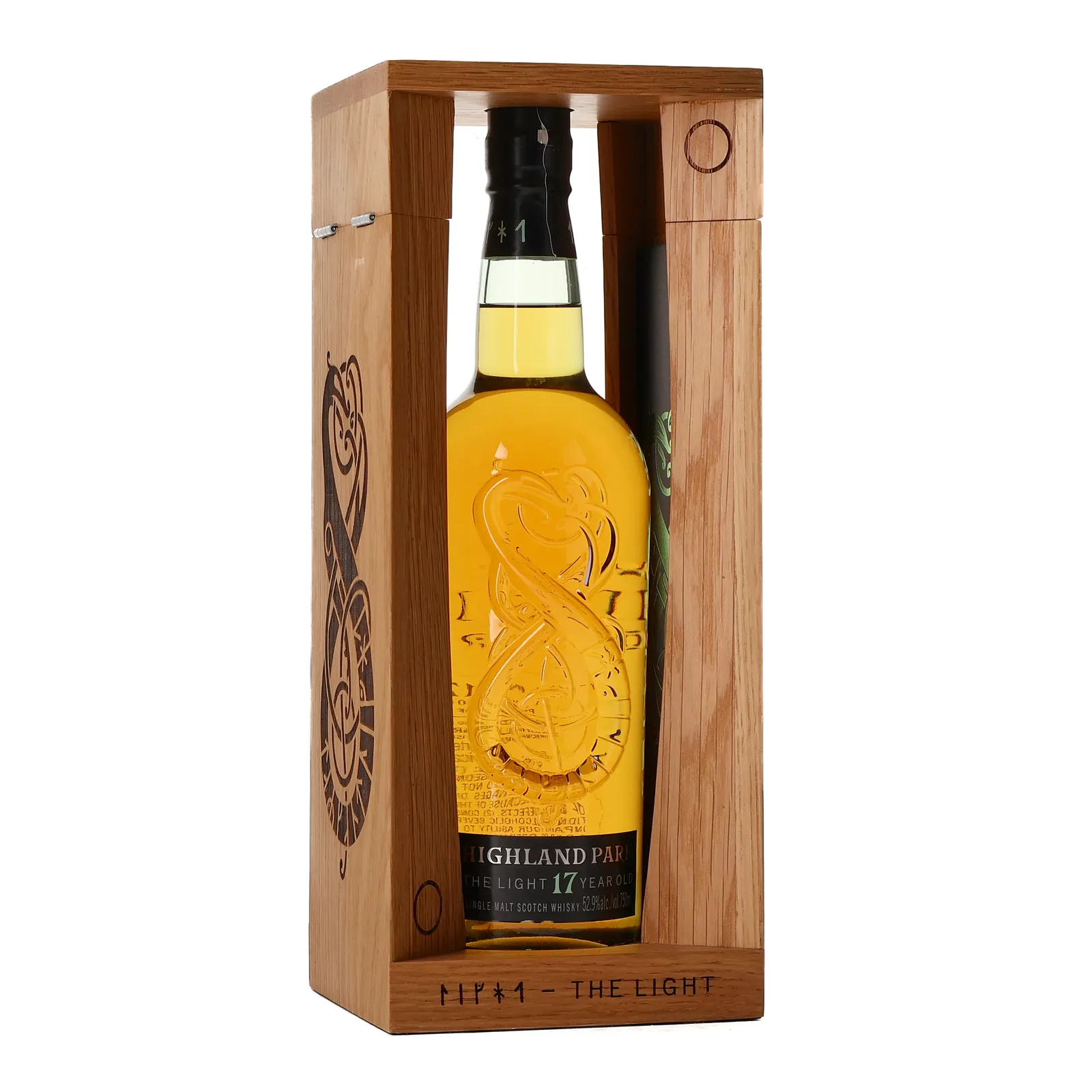 Highland Park The Light 17 Year Old, Refill American Oak Sherry Cask, 2017, 52.9% whisky bottle