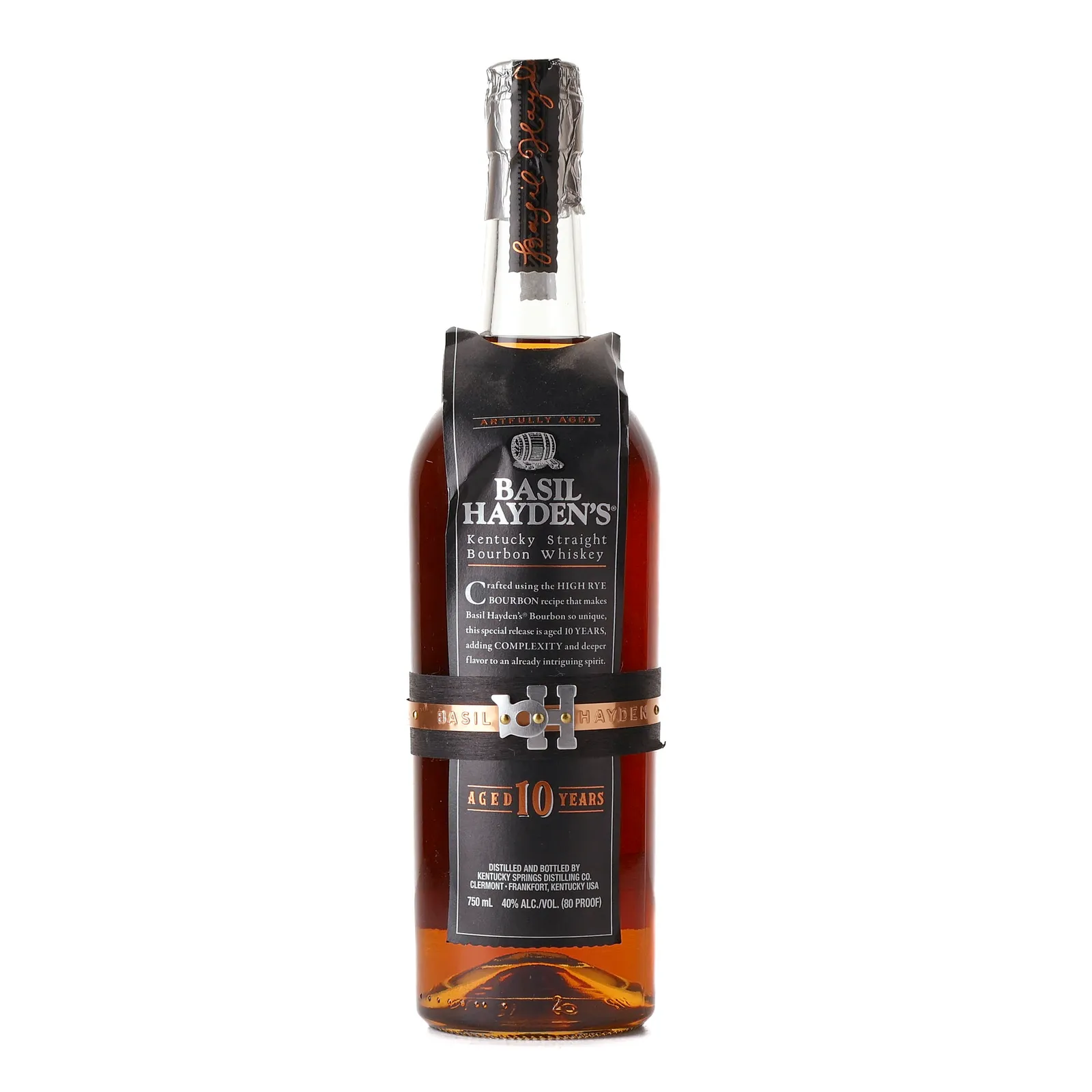 Basil Hayden's 10 Year Old, Newly Charred American Oak Cask, 40% whisky bottle